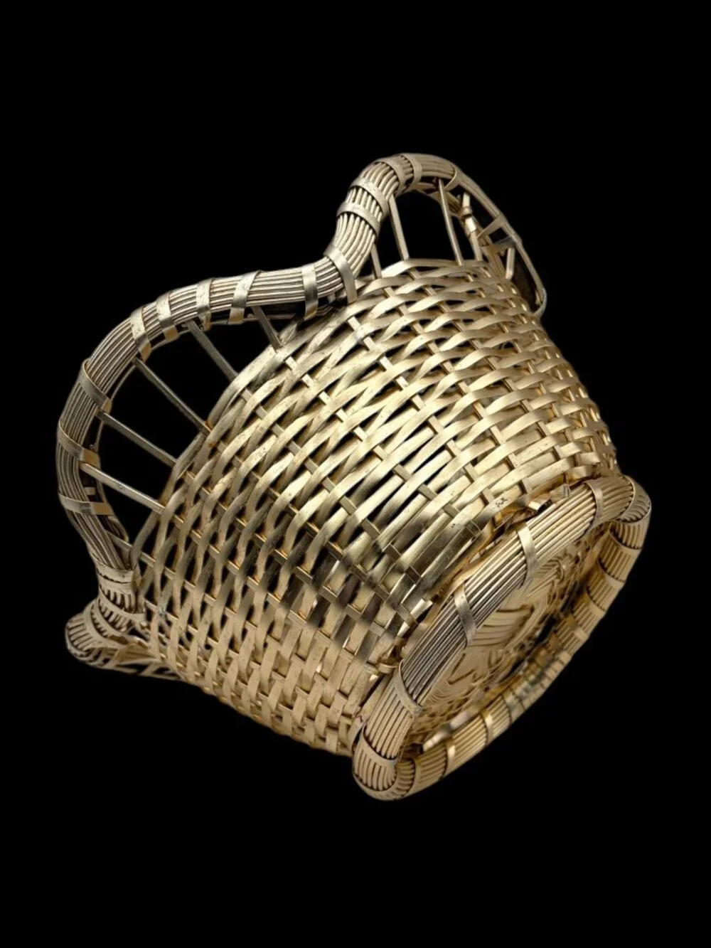 VTG Made in India Gold Tone Woven Metal Basket Scalloped